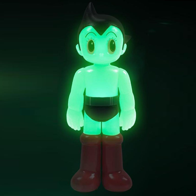 ToyQube US Exclusive Astro Boy PVC Color Opened Eye GID – TOYQUBE.COM