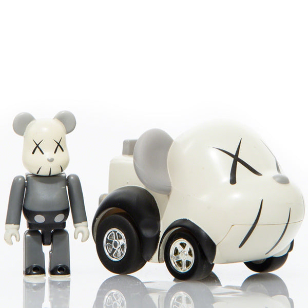 Kaws_ChoroQ_Takara_Tomy_Brown_
